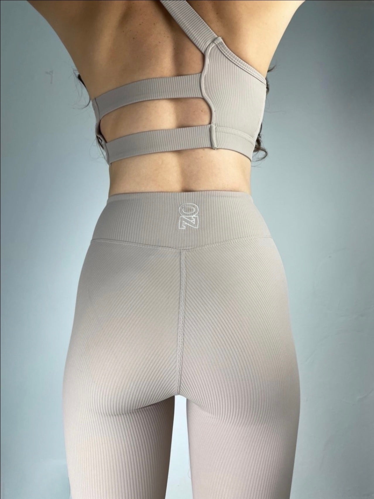 Pantalón de yoga acampanado